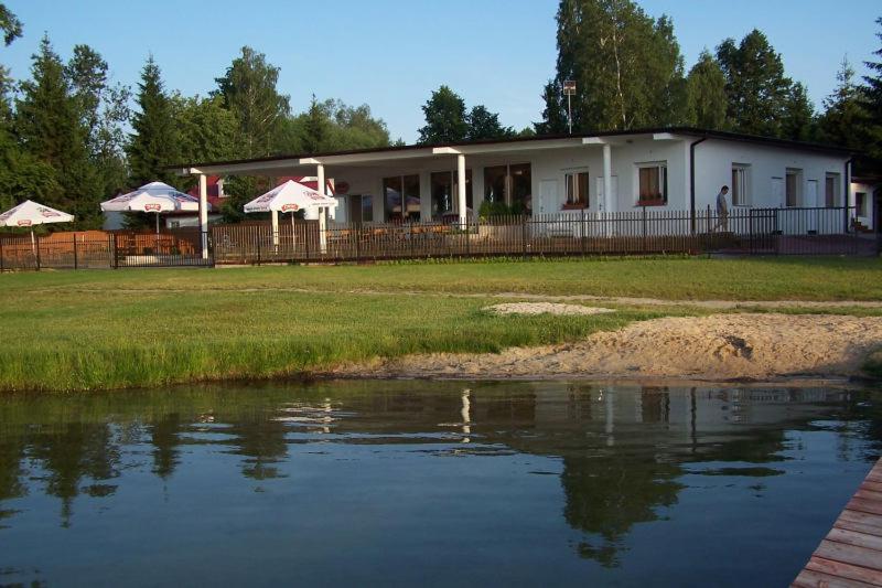 "Vanilla" Pokoje I Apartamenty Nad Brzegiem Jeziora 奥克宁卡 外观 照片