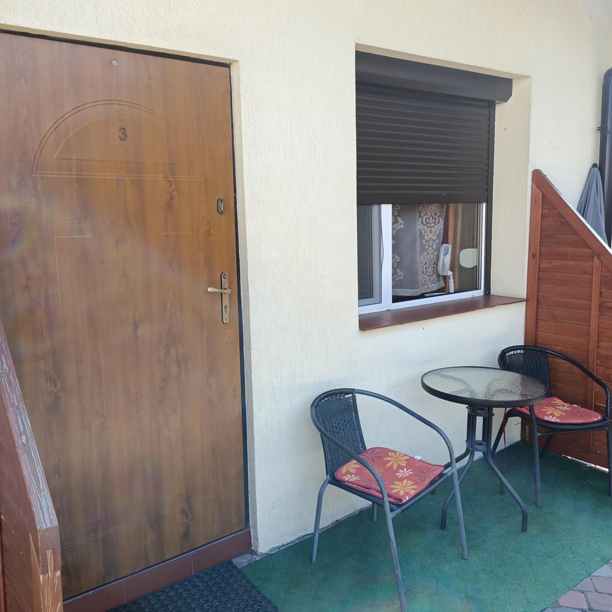 "Vanilla" Pokoje I Apartamenty Nad Brzegiem Jeziora 奥克宁卡 外观 照片