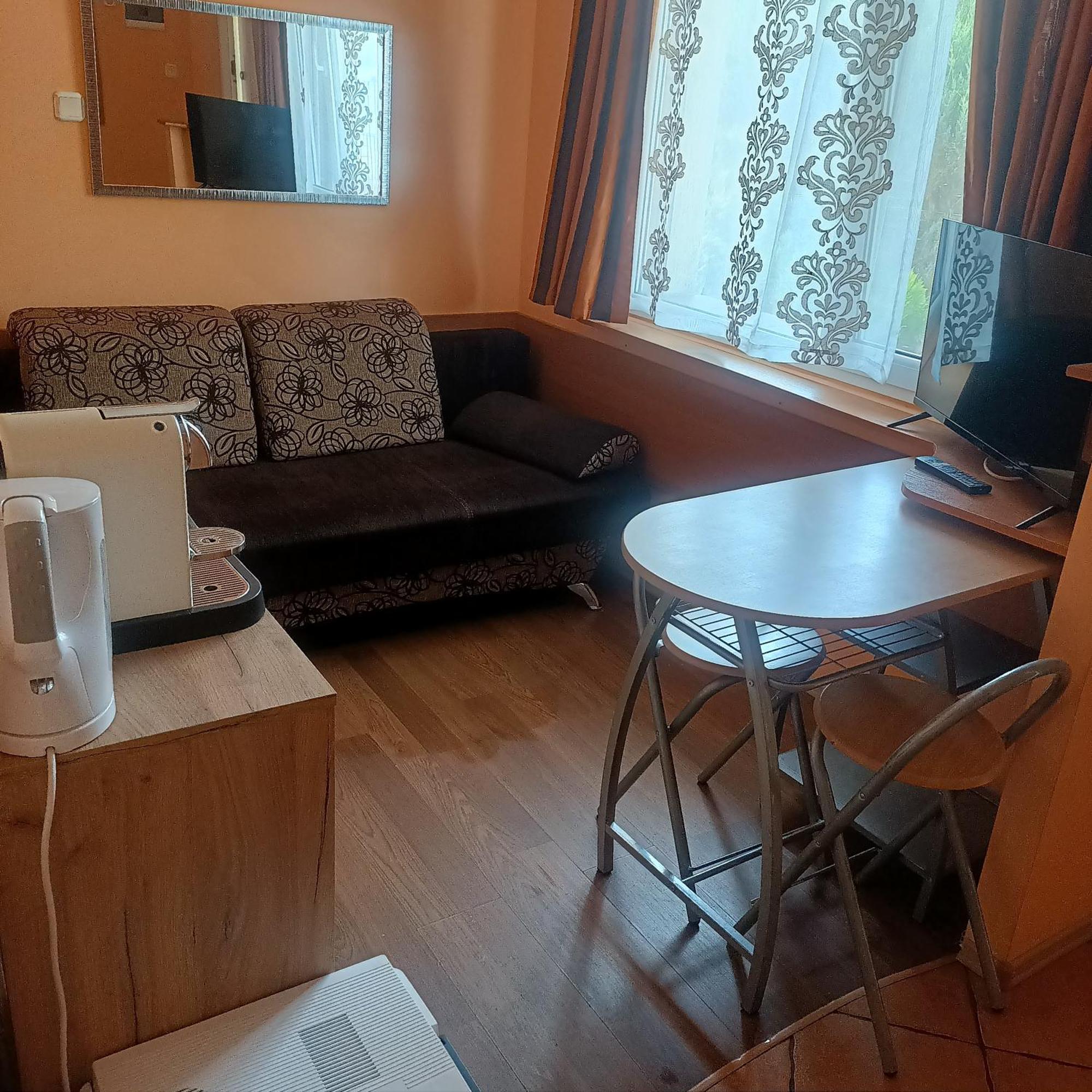 "Vanilla" Pokoje I Apartamenty Nad Brzegiem Jeziora 奥克宁卡 外观 照片